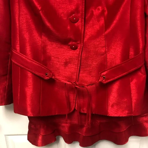 Allyson Cara Red Two-Piece Satin Suit - Picture 10 of 15